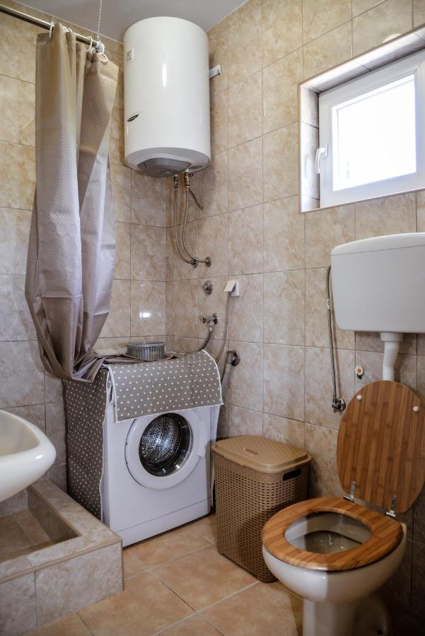 Apartment Nikola Kotor Bagian luar foto