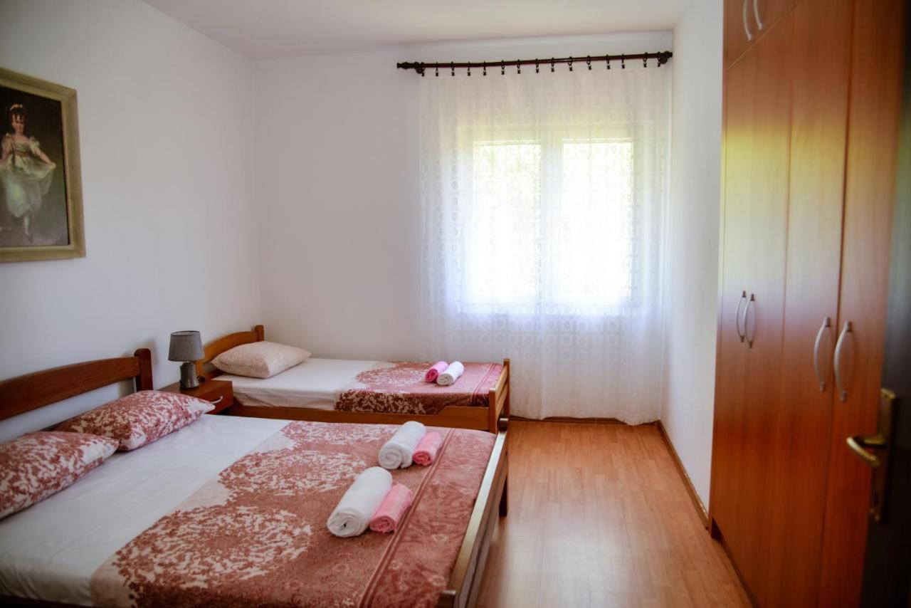 Apartment Nikola Kotor Bagian luar foto